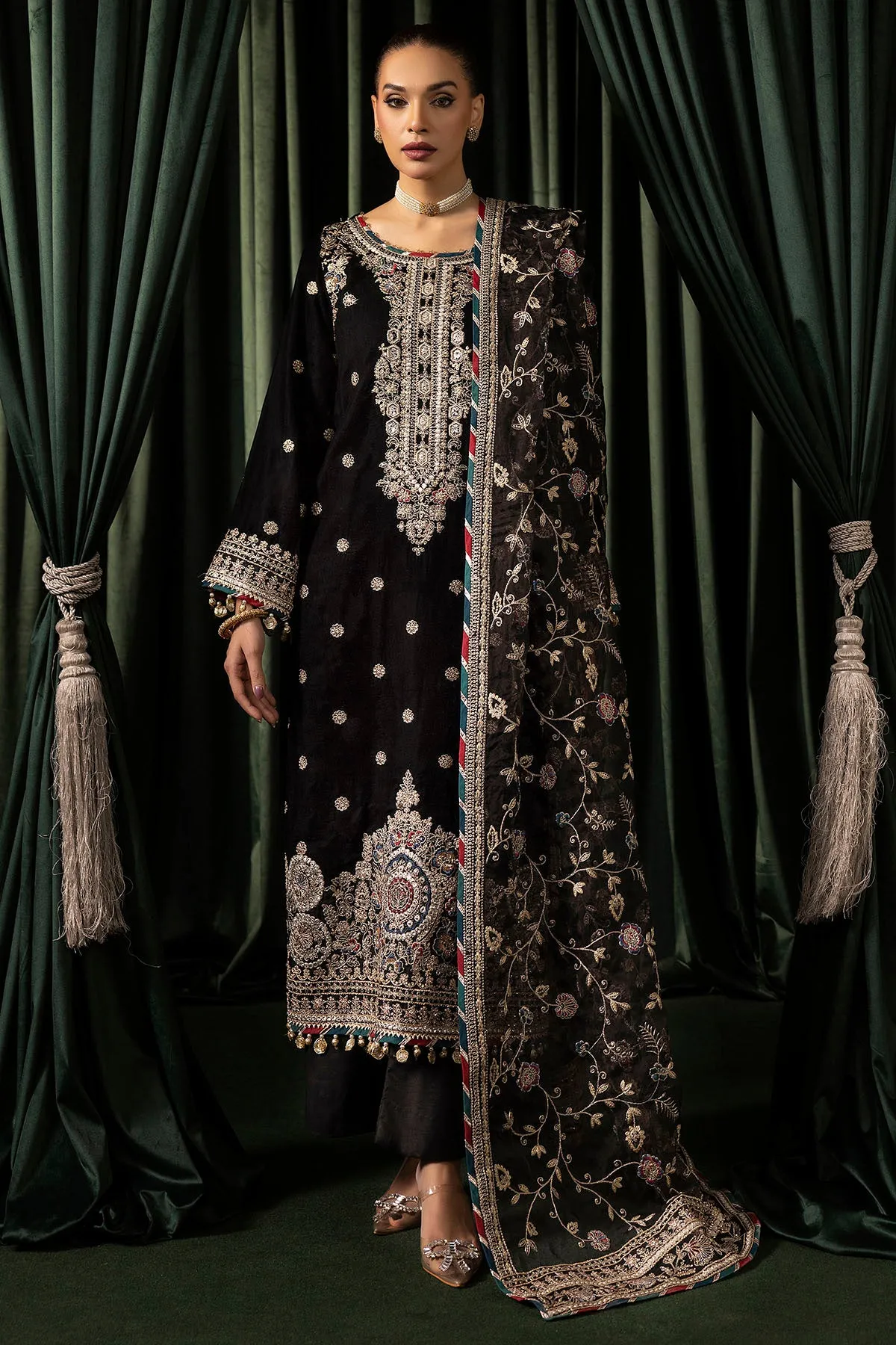 5098-FARZEEN EMBROIDERED VELVET UNSTITCHED