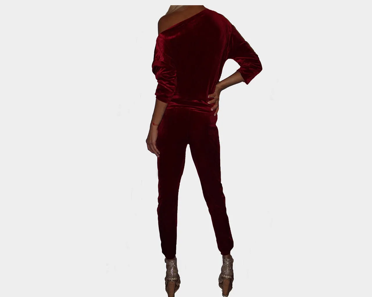 83 Cherry Burst Off the Shoulder Jog Suit - The Pacific Palisades