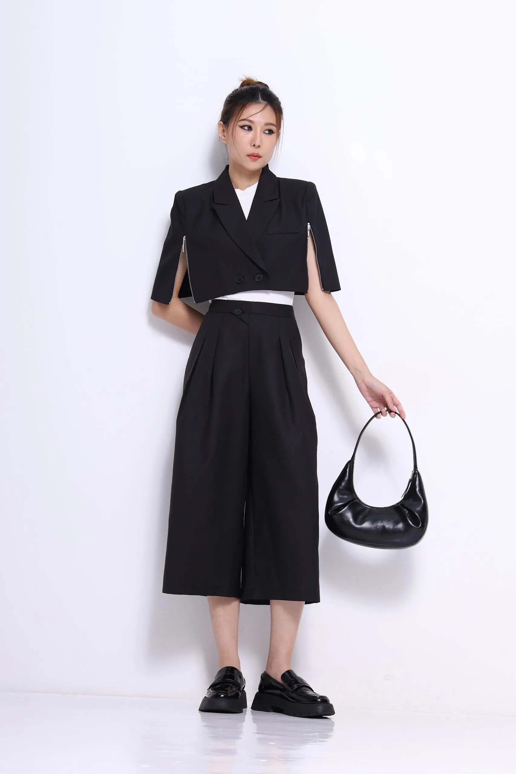 Audrey Cropped Cape Jacket