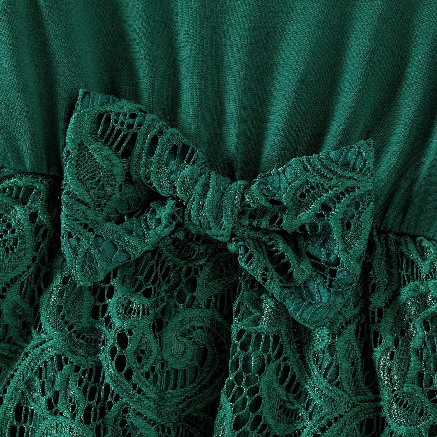 Family Matching Green Lace Spliced Dresses and Short-sleeve Colorblock Polo Shirts Sets