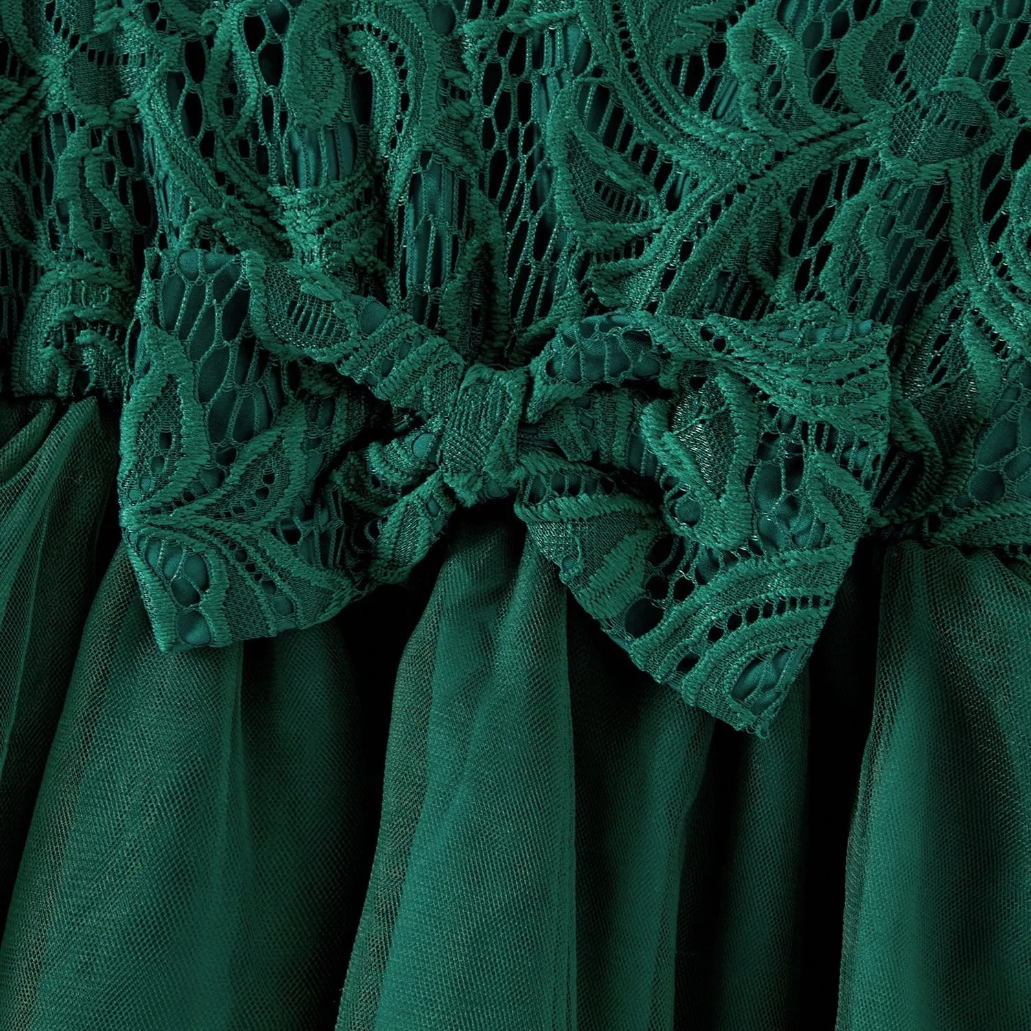 Family Matching Green Lace Spliced Dresses and Short-sleeve Colorblock Polo Shirts Sets
