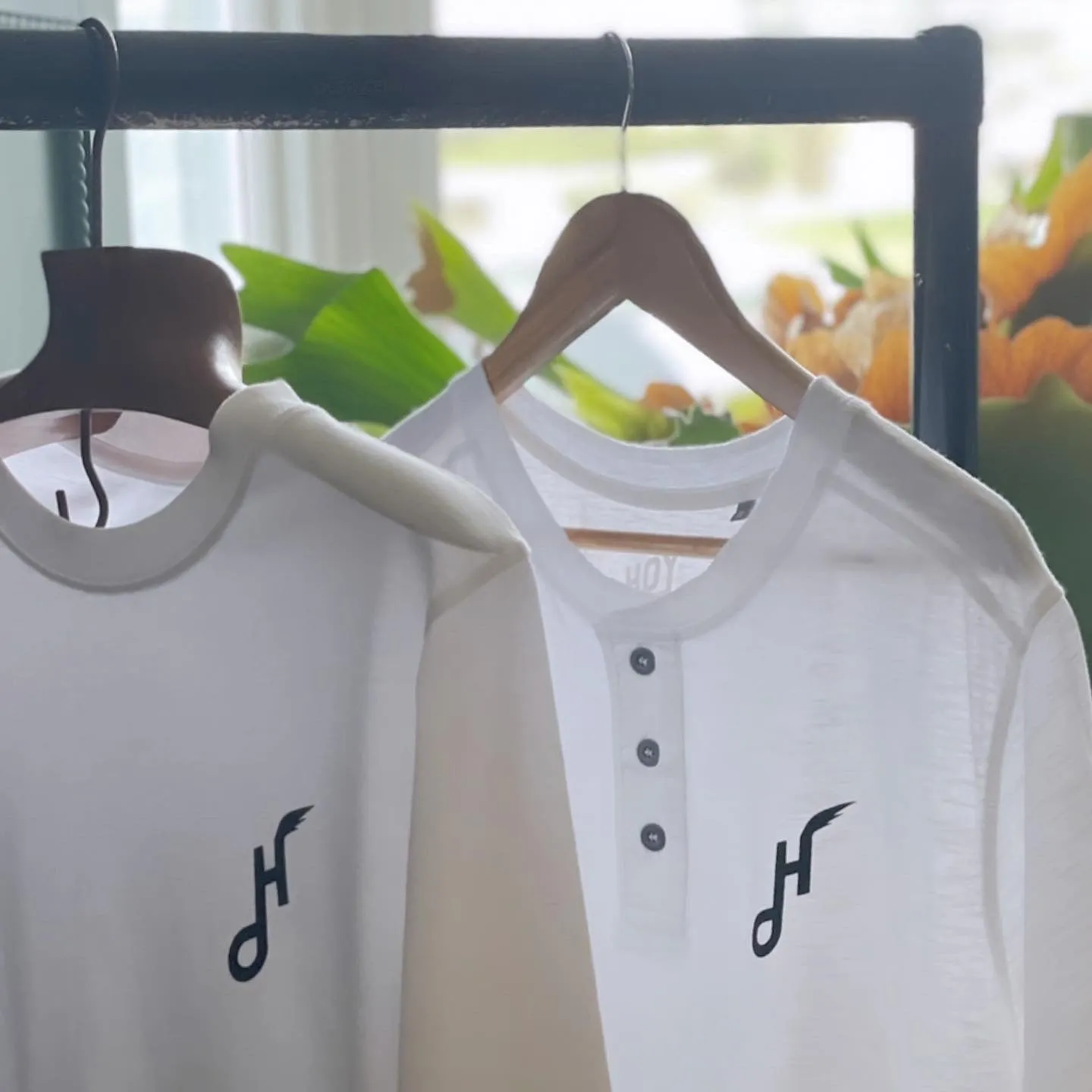 Hoy Downtown Short Sleeve Henley T-Shirt - White - Last Two