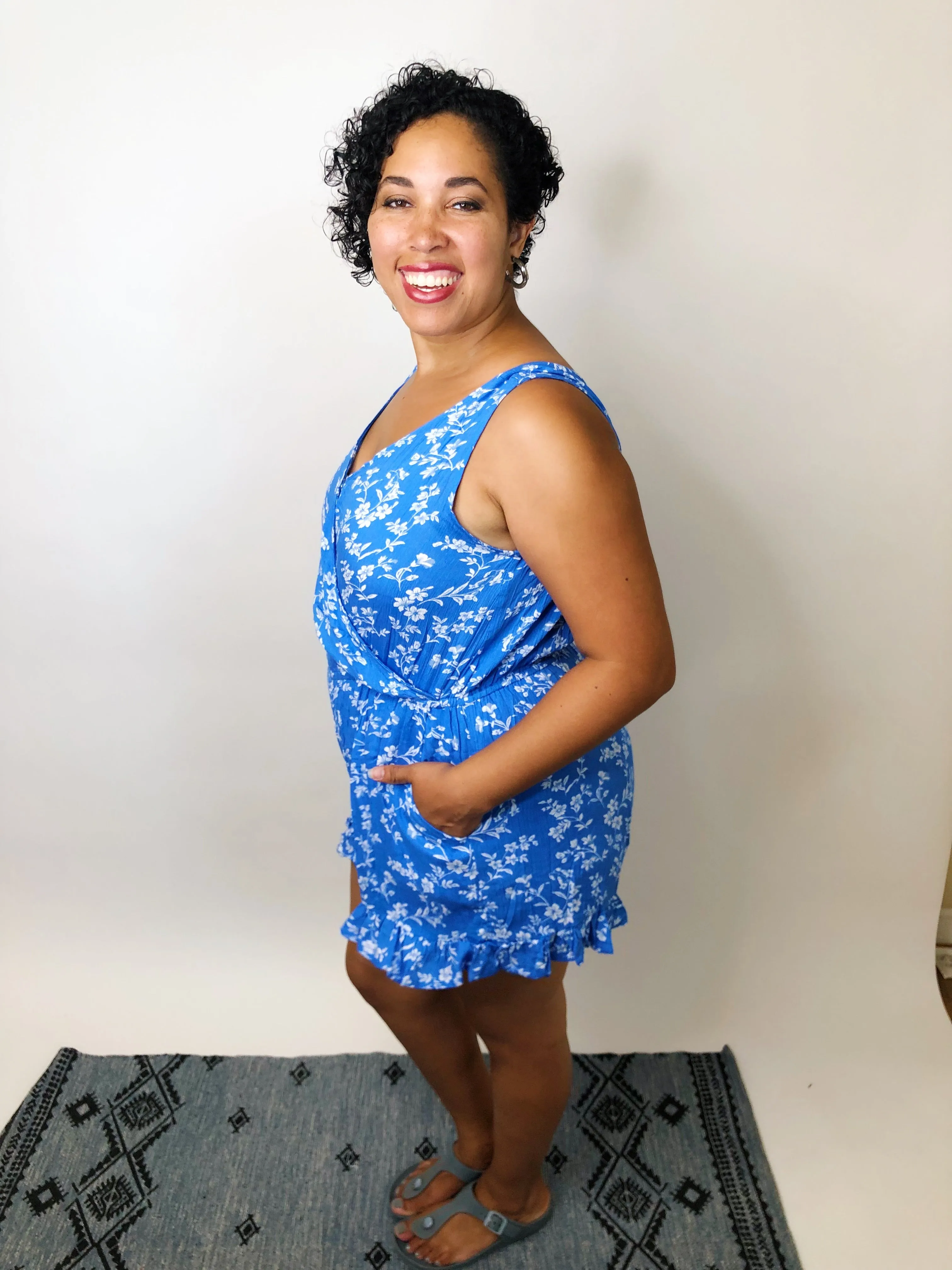 #K521 Blue Sky Of White Flowers Romper