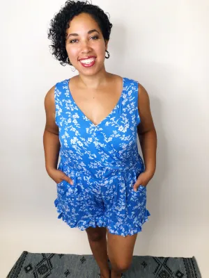#K521 Blue Sky Of White Flowers Romper