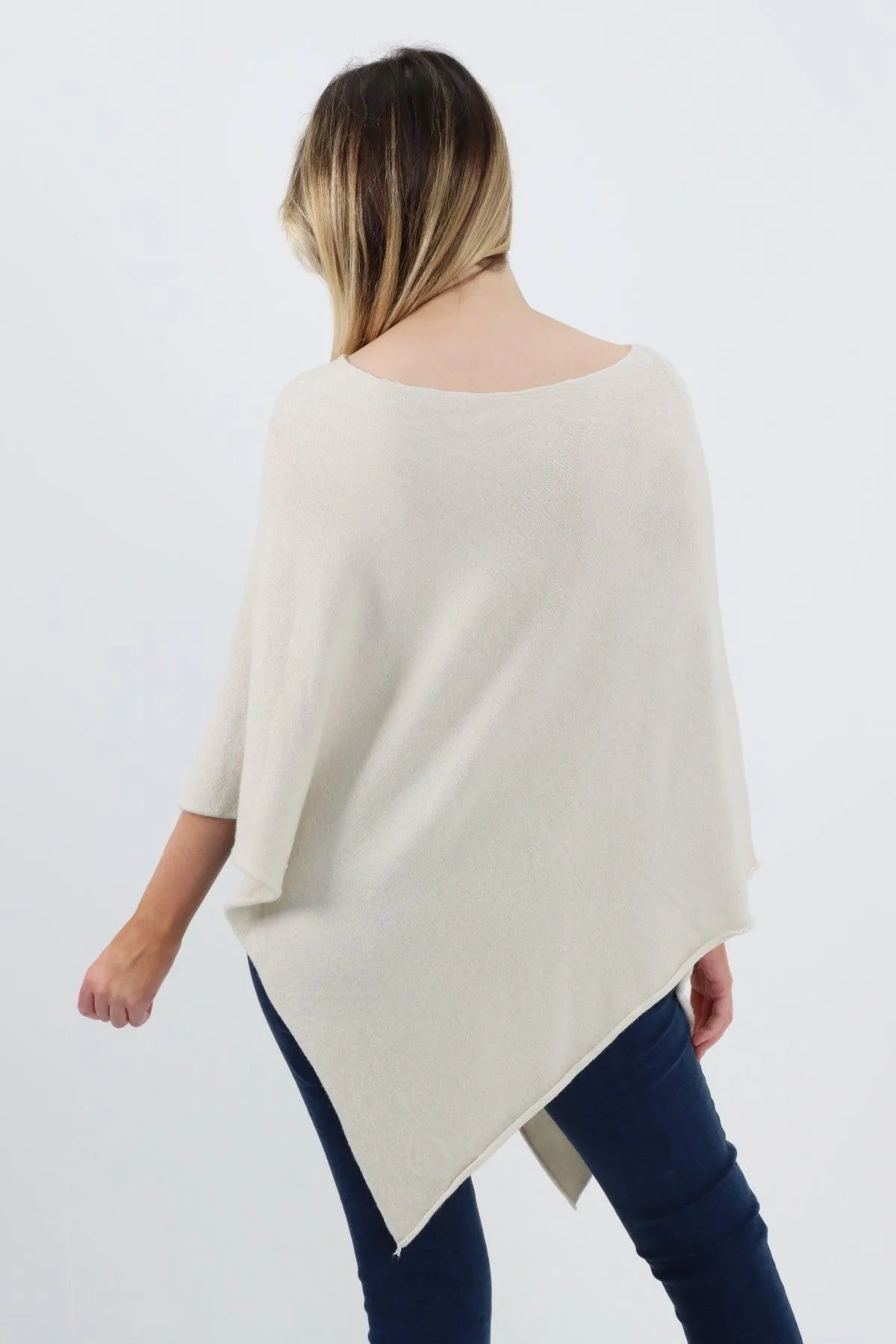 Made In Italy Star Ribbed Round Neck Poncho Top