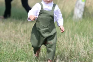 Noah, Avocado- green