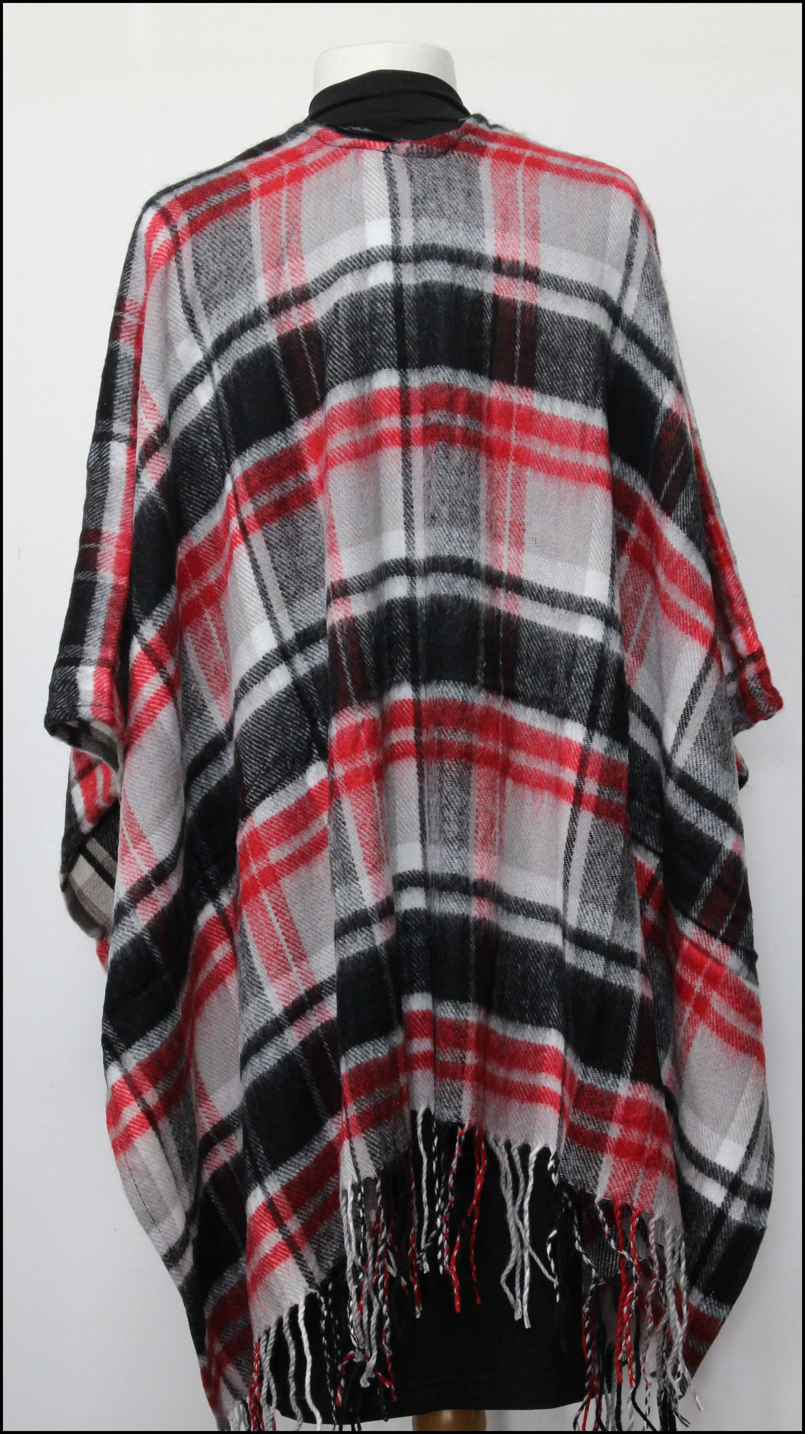 Plaid Pattern Ruana Poncho w/Fringes