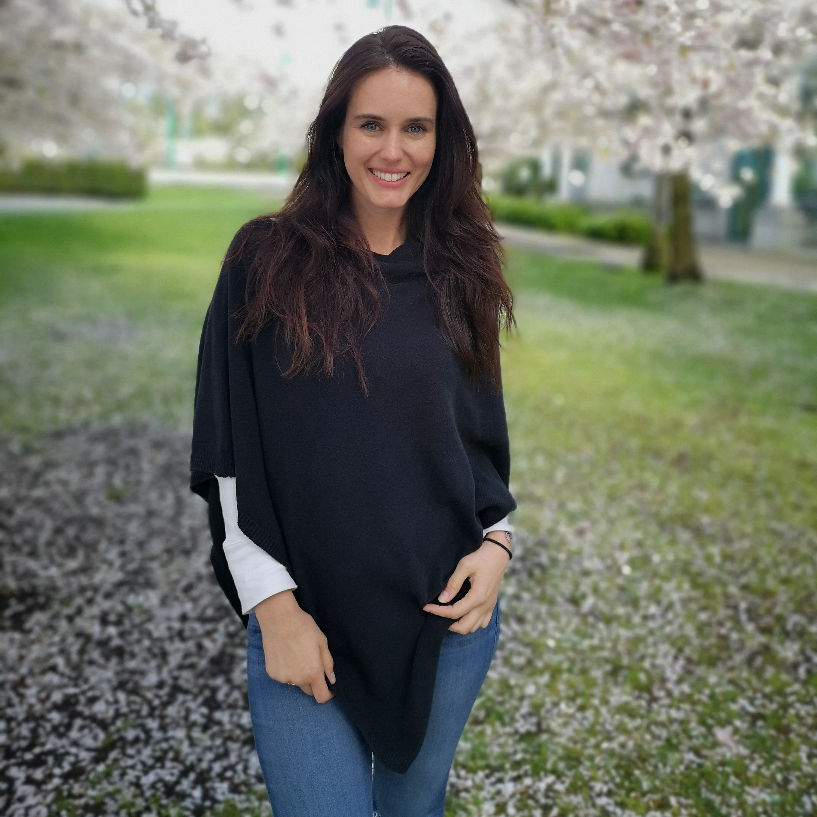Poncho - Black