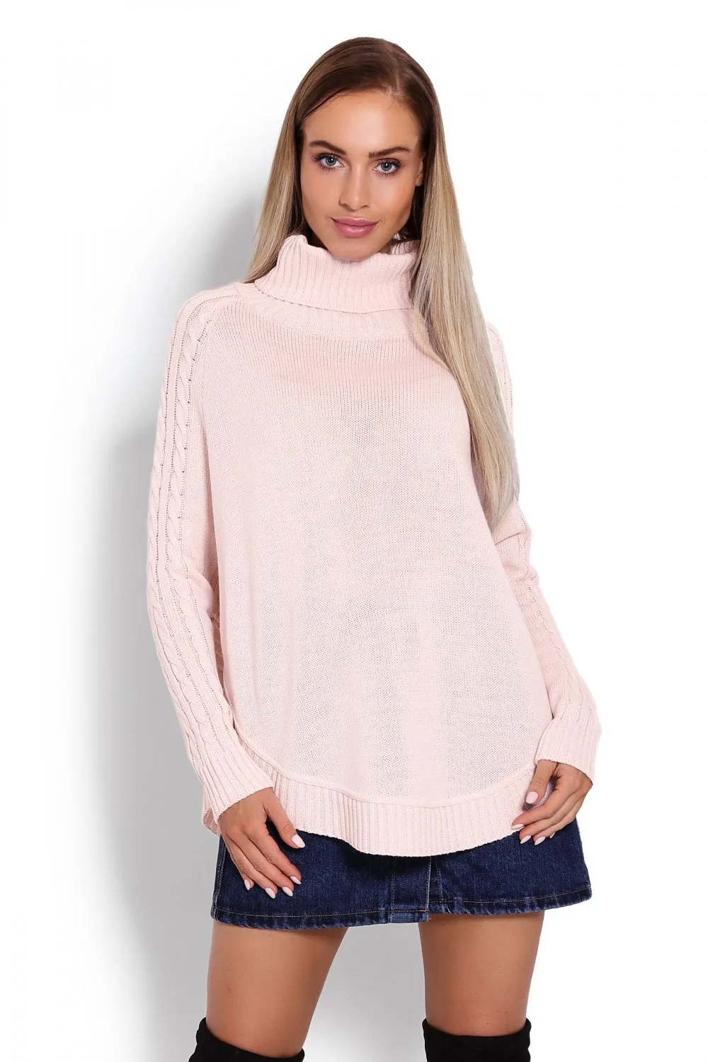 Poncho Outfit