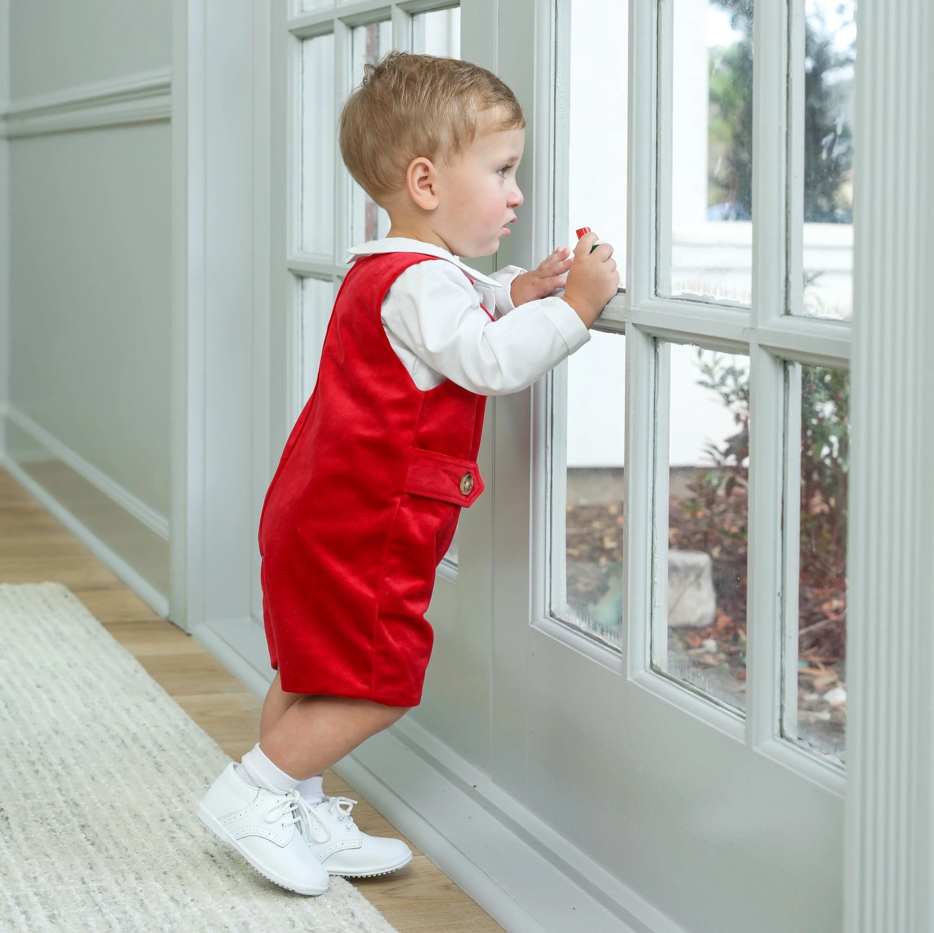 Red Velvet Shortall