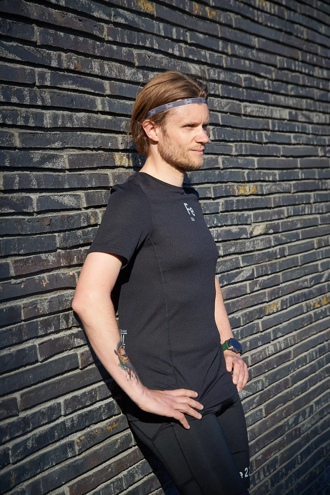 The Running Shirt - Black, Odour free | Fe226 - Left in S, M and L