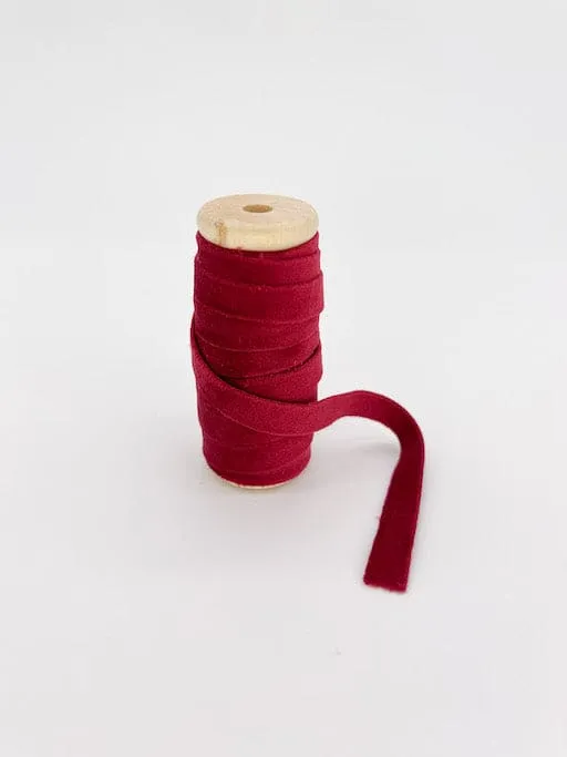 Thin Velvet - Finished Edge